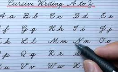 Letter:6k8imyjq5ea= Cursive a