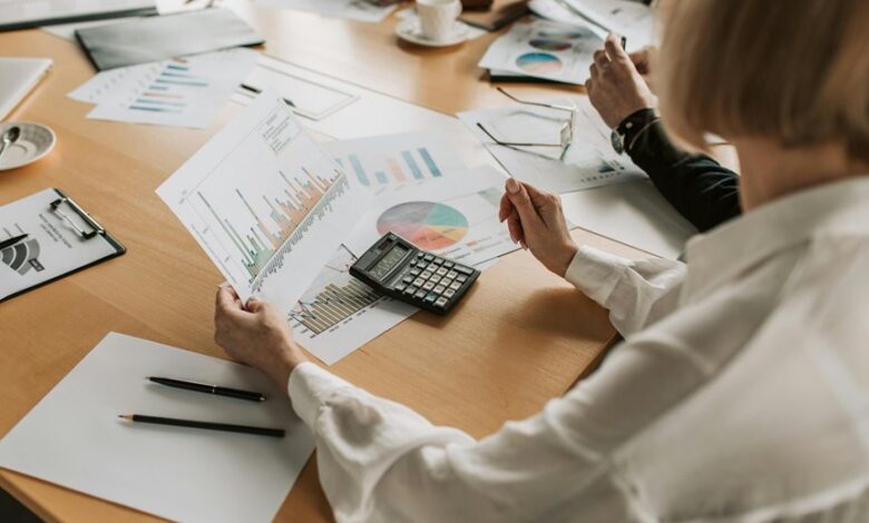 corporate reporting financial leadership
