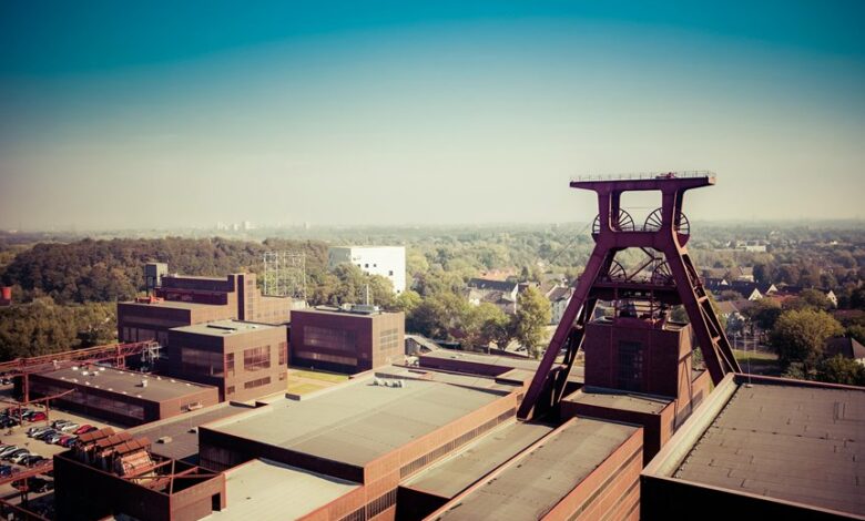 business landscape financial overview